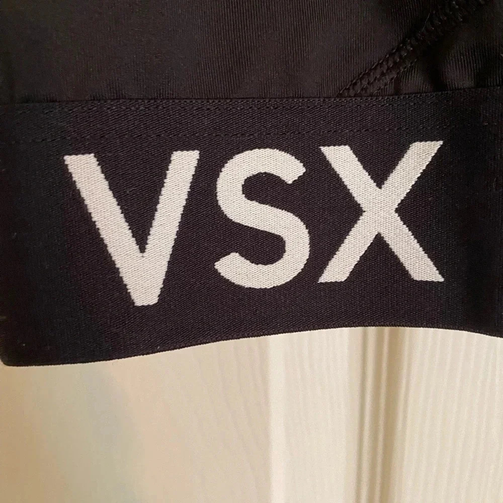 Victoria’s Secret sports bra small - Picture 2 of 4